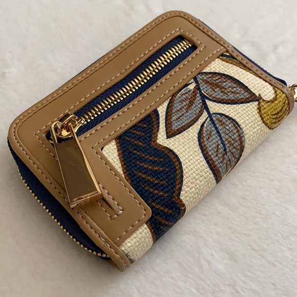 Spartina 449 | Yemaya First Mate Wallet Cream Linen Floral Navy/Gold/Pale Blue - Picture 8 of 16